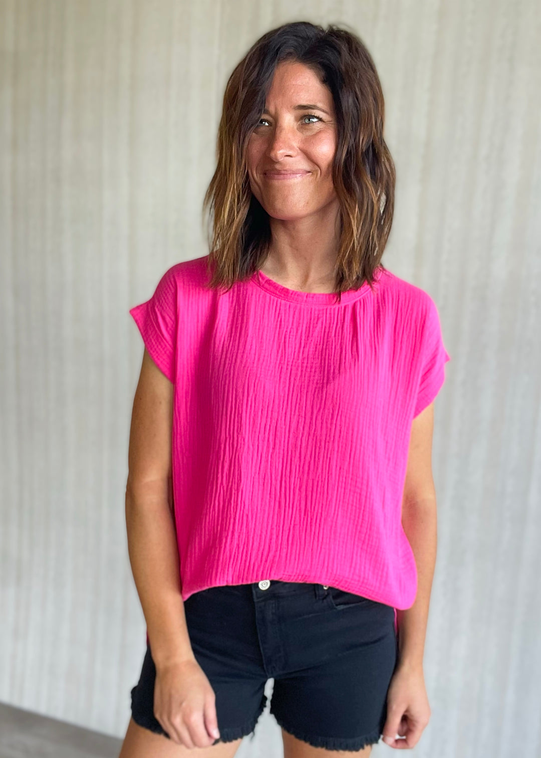 Women's Pink Fuchsia Gauze Top T-Shirt with Black Jean Shorts