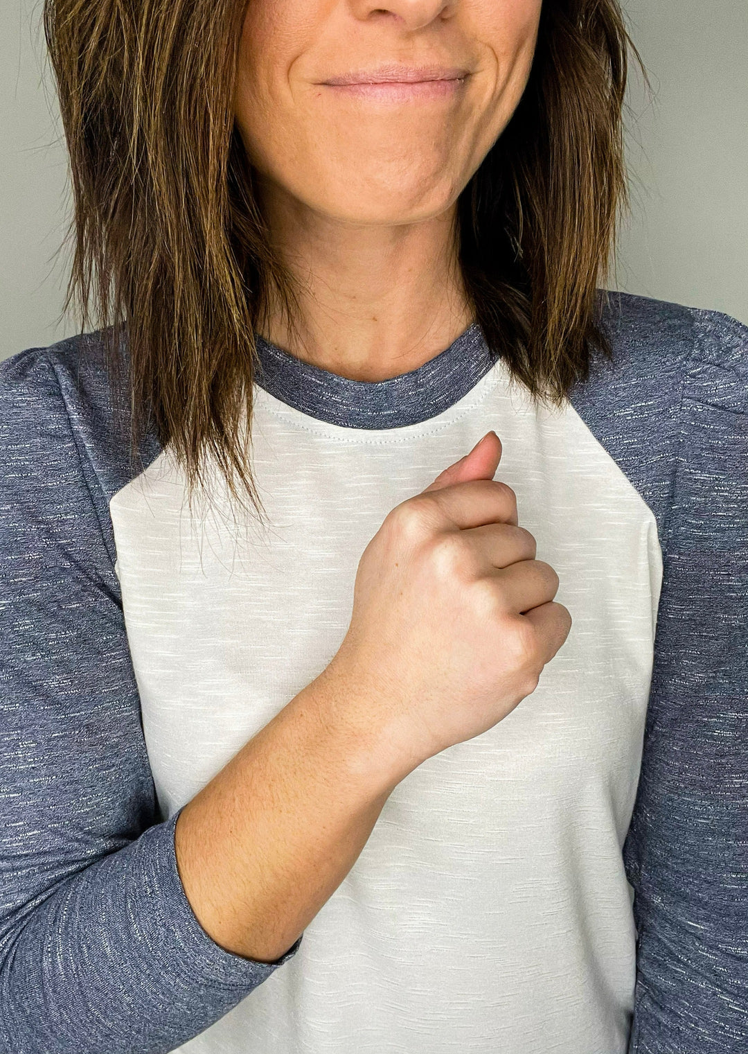 Blue & White Women's Heathered Raglan Top