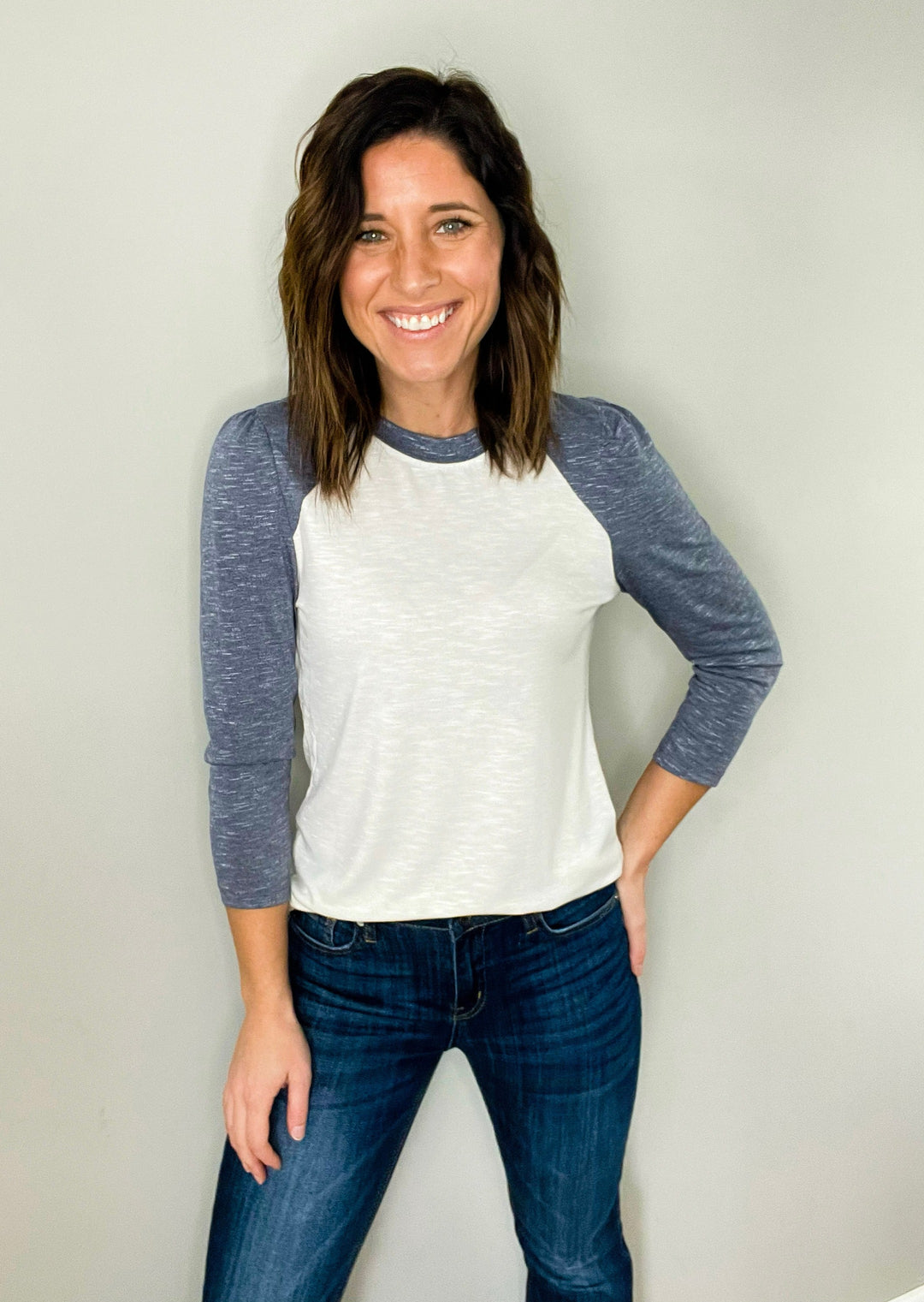 Blue & White Women's Heathered Raglan Top