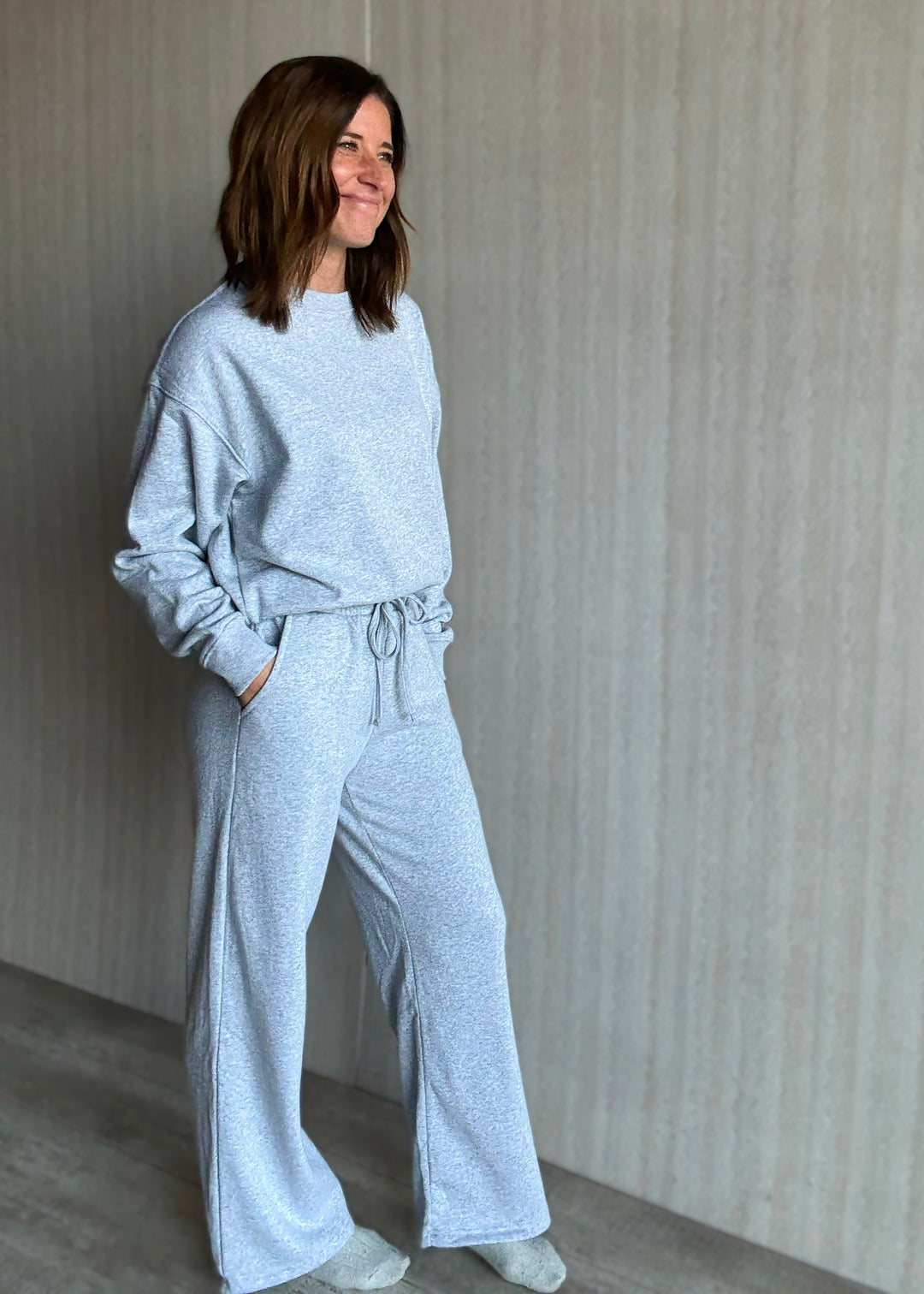 Women's Gray Fleece Sweatpants Set