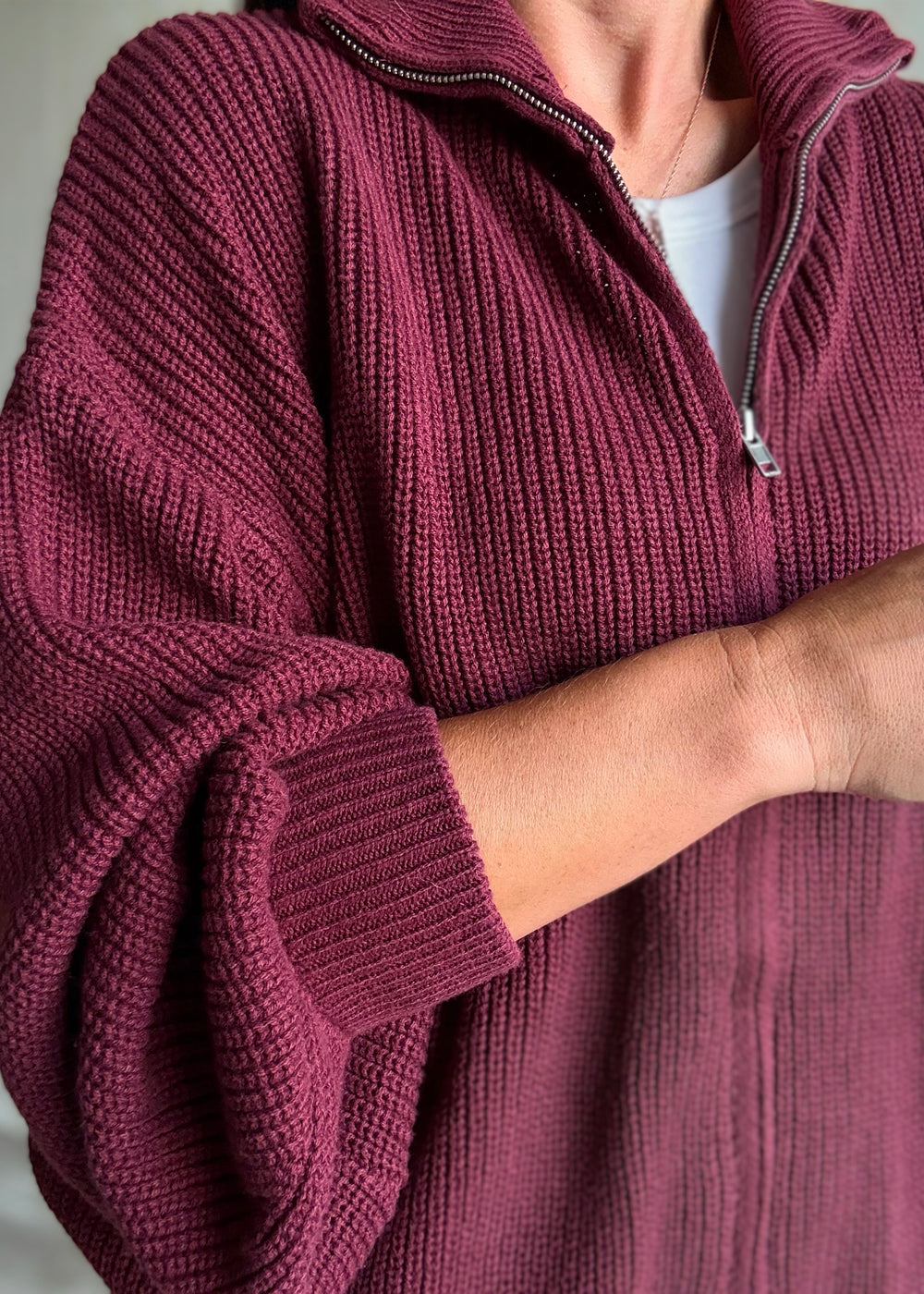 Women's Burgundy Oversized Zip Cardigan