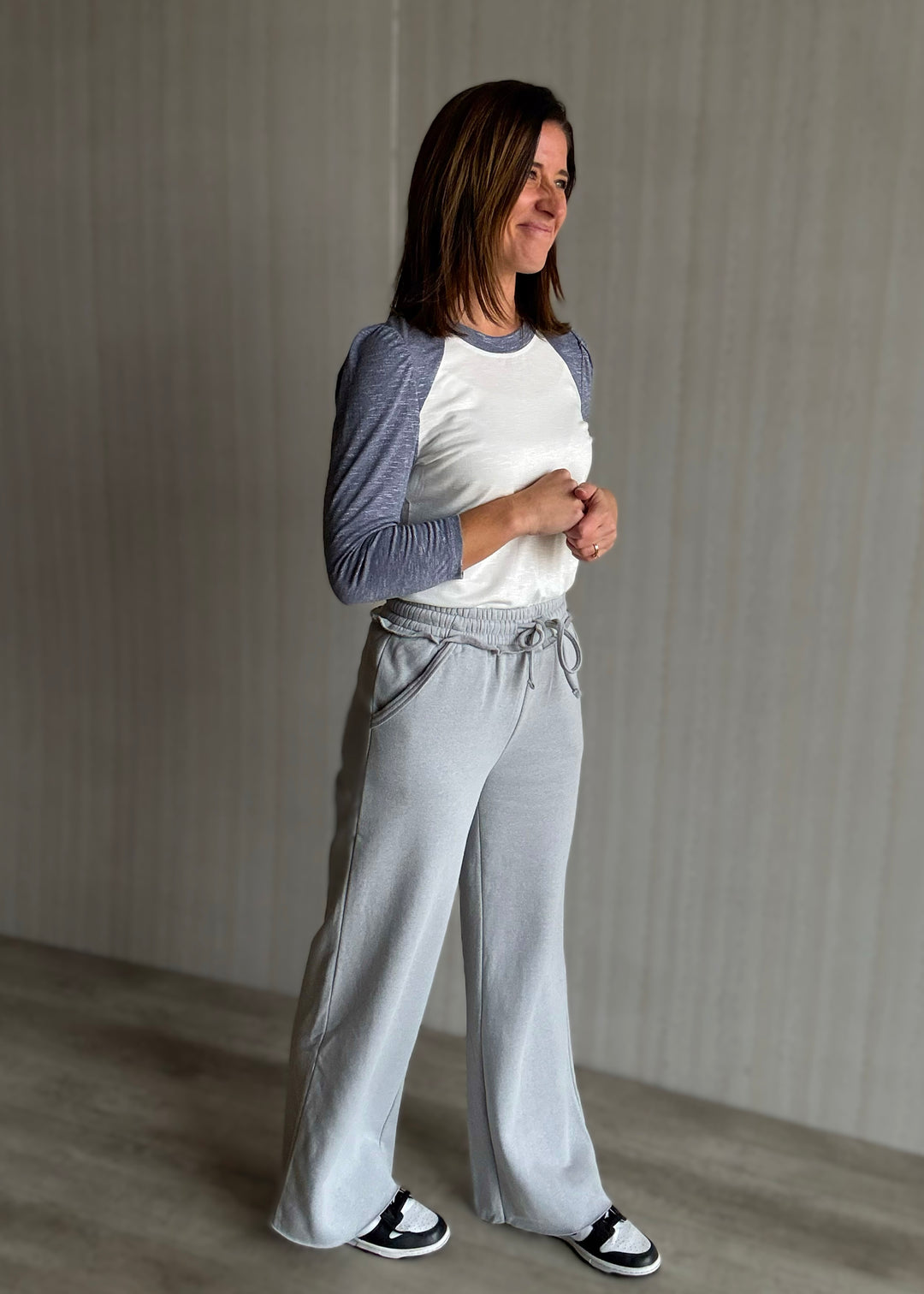 Women's Comfy Gray Wide Leg Sweatpants