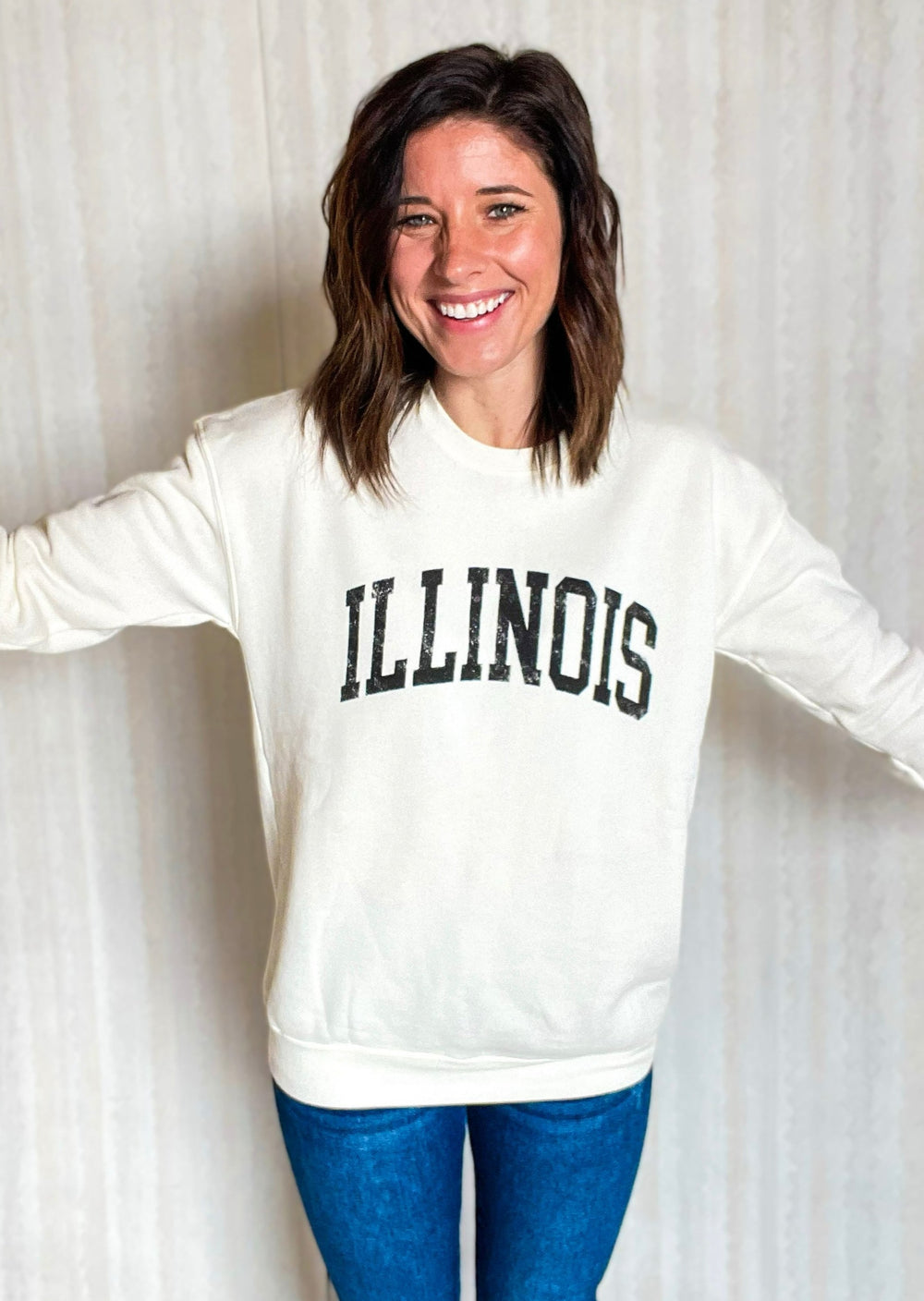 Women's Illinois Sweatshirt - Vintage White Illinois Sweatshirt 