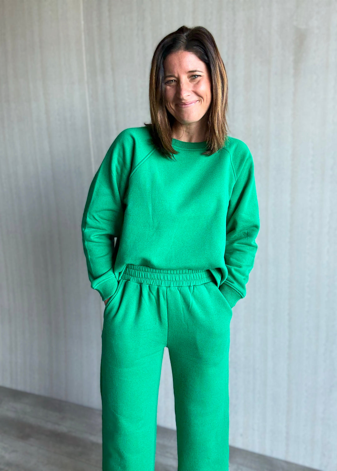 Women's Kelly Green Fleece Raglan Sweatpants Set