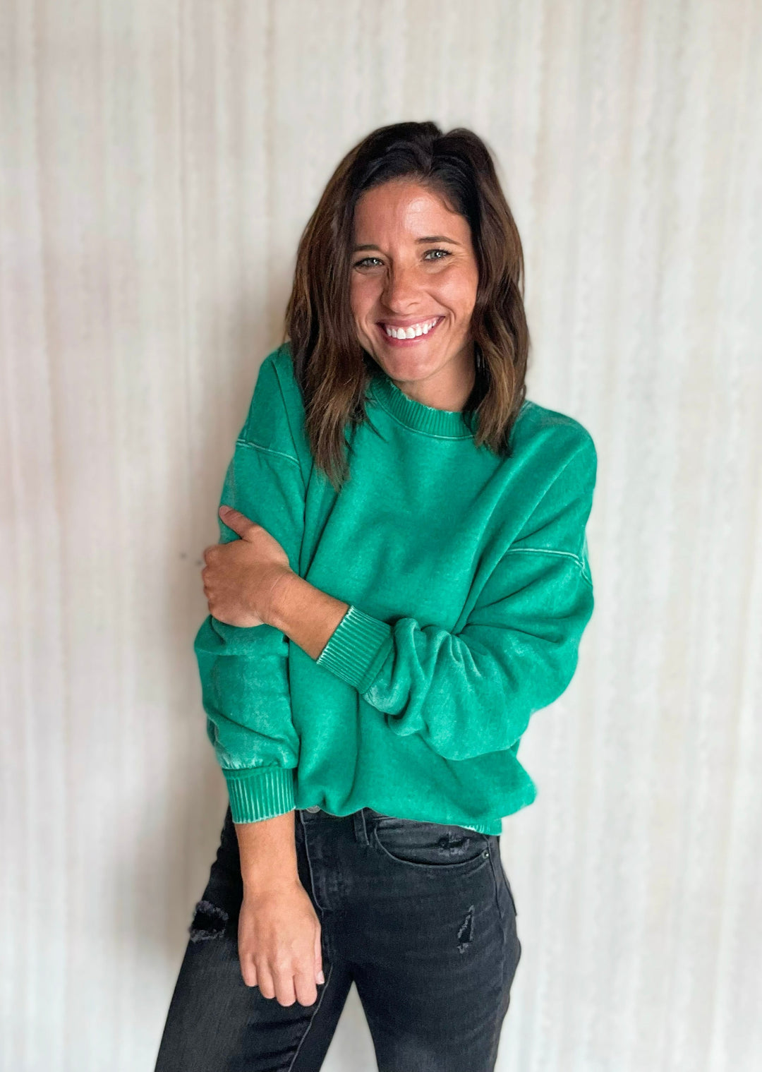 Cozy Kelly Green Mineral Washed Pullover Sweatshirt