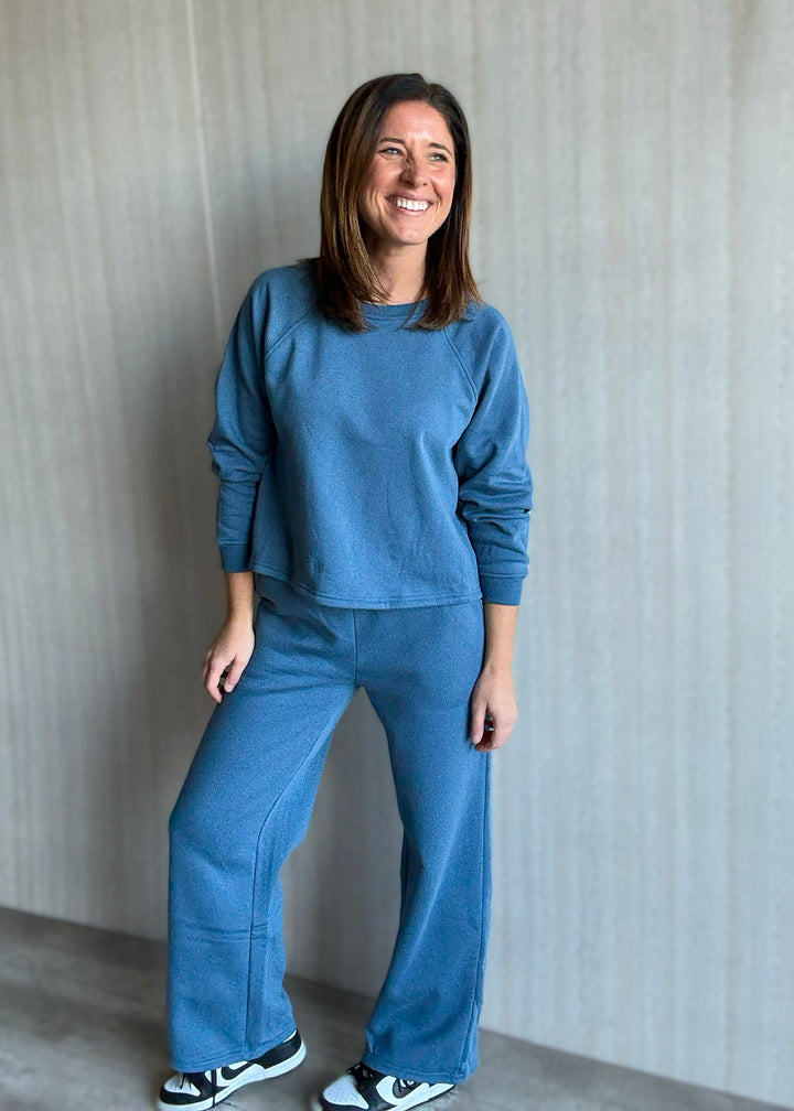 Women's Dusty Blue Fleece Raglan Sweatpants Set