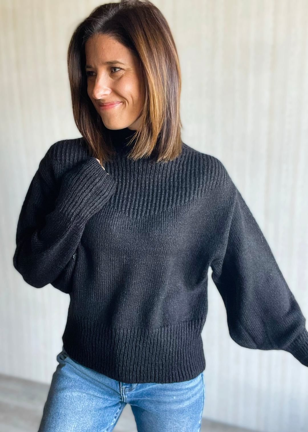 Women's cozy Black Balloon Sleeve Sweater