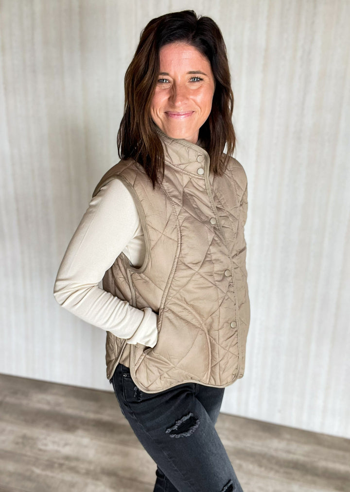 Almond Taupe Vest | Cute Winter Outfits