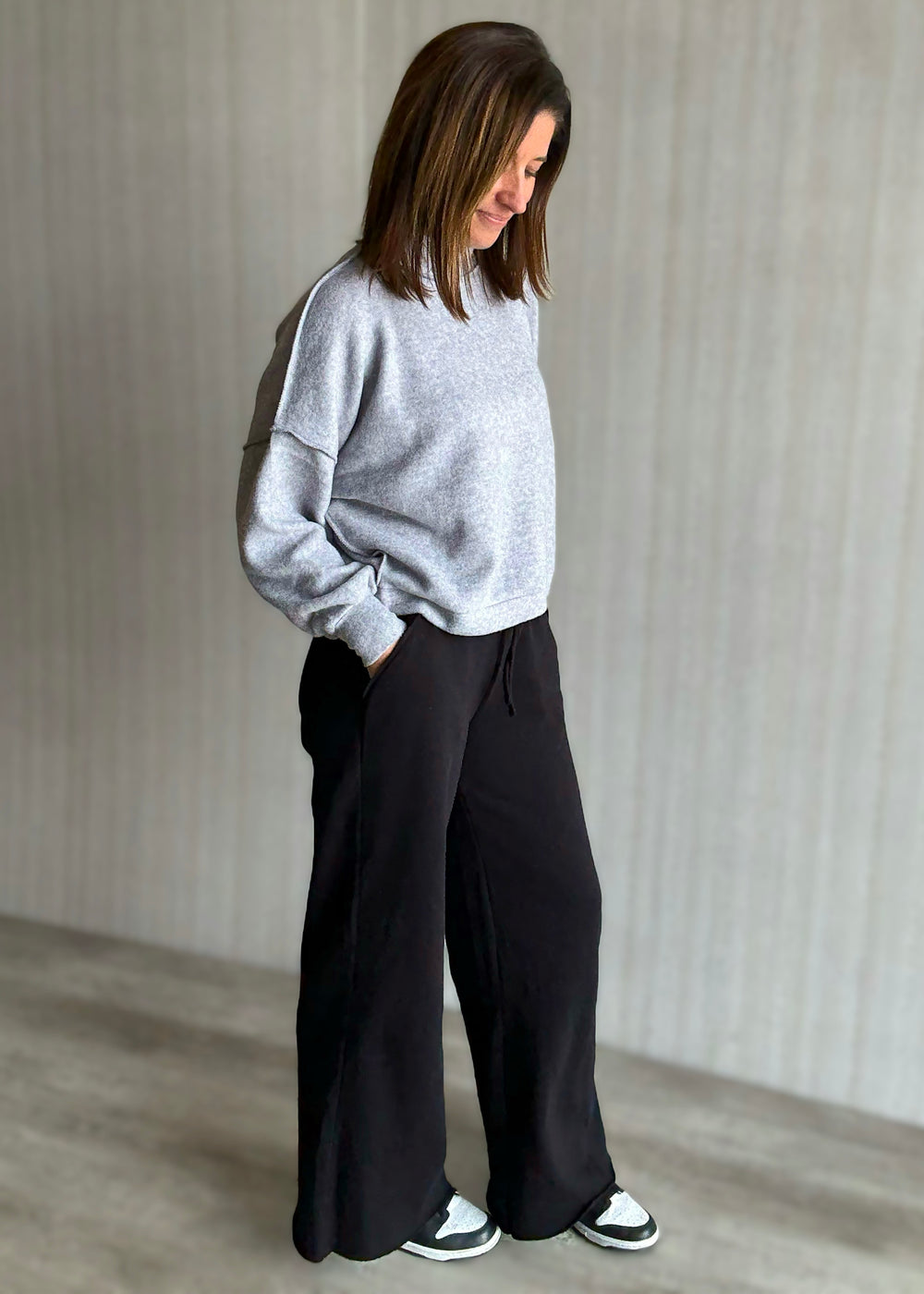 Women's Black Wide Leg Sweatpants - Comfy Sweatpants