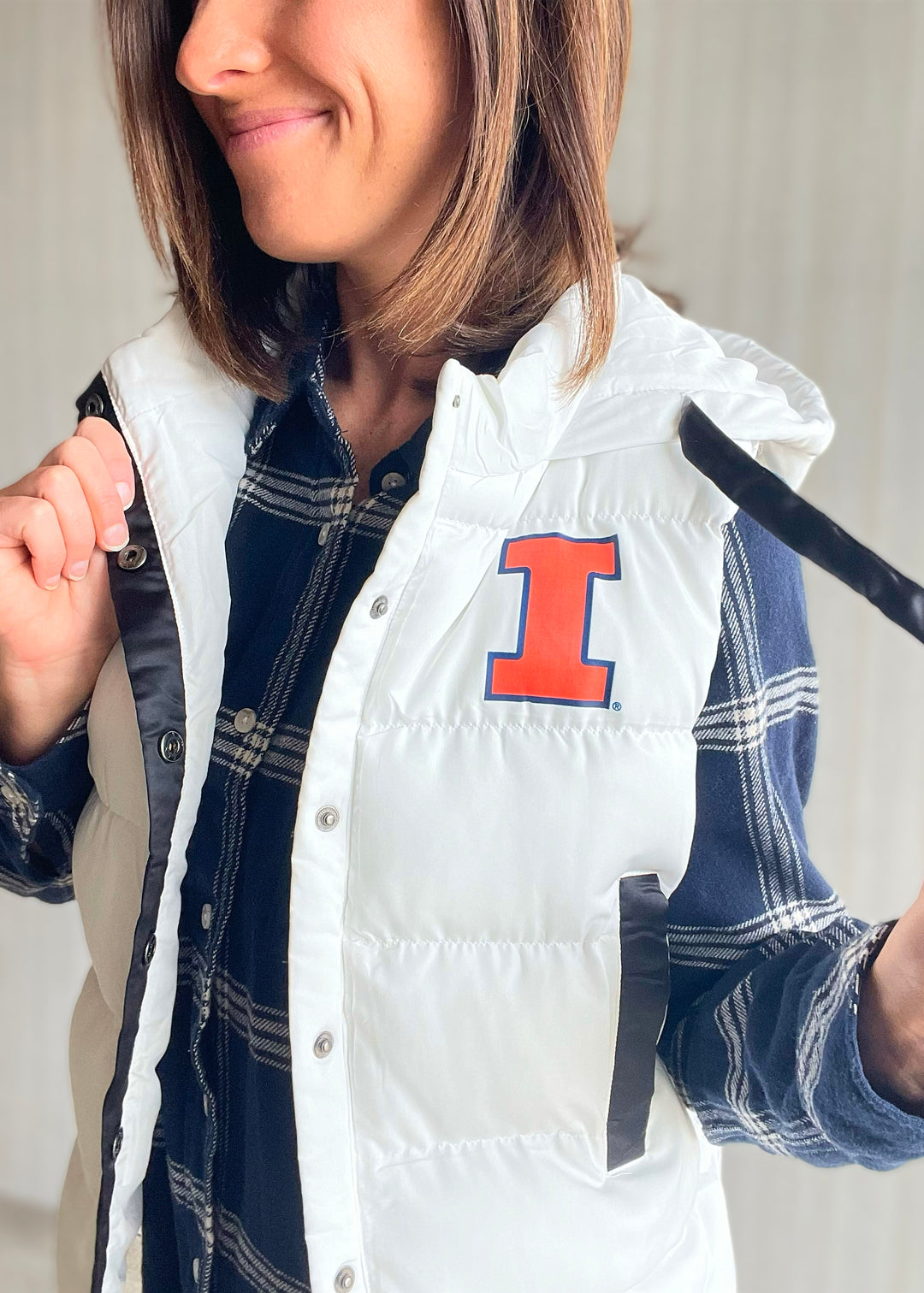 White Illinois Fighting Illini Hooded Puffer Vest