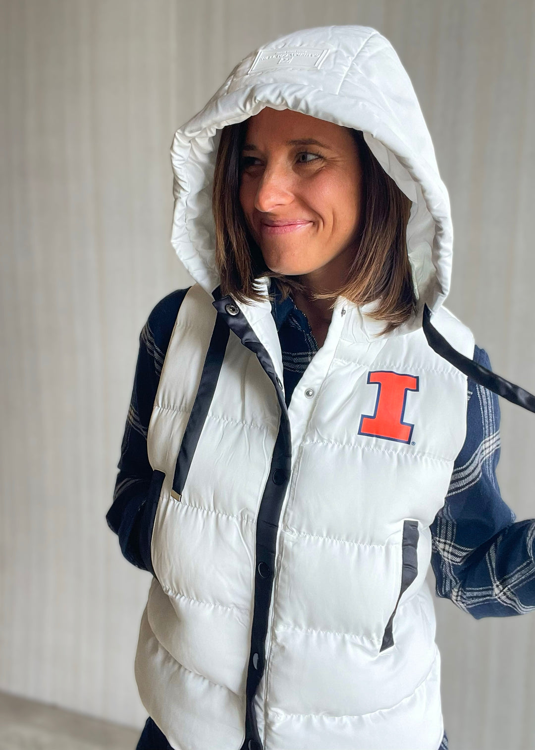 White Illinois Fighting Illini Hooded Puffer Vest