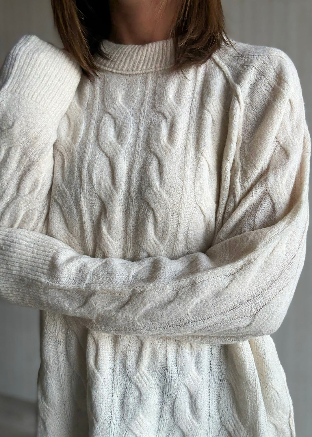 Women's Cozy Sweater - Cream Cable Knit Pullover Sweater