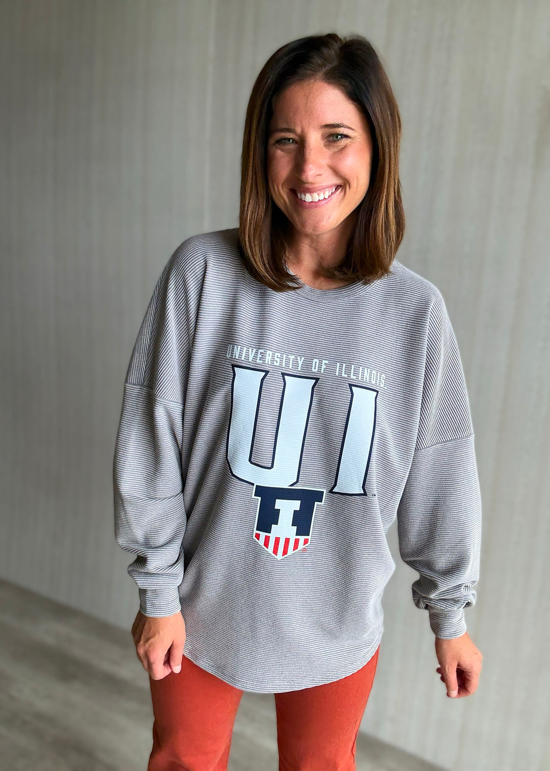 Women's Gray corded UI Illinois Gray Pullover Top 