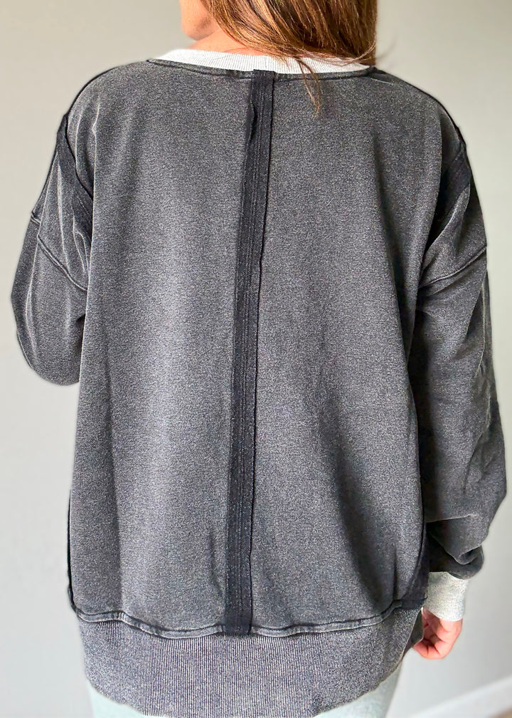 Women's Black Color Block Sweatshirt with mineral wash