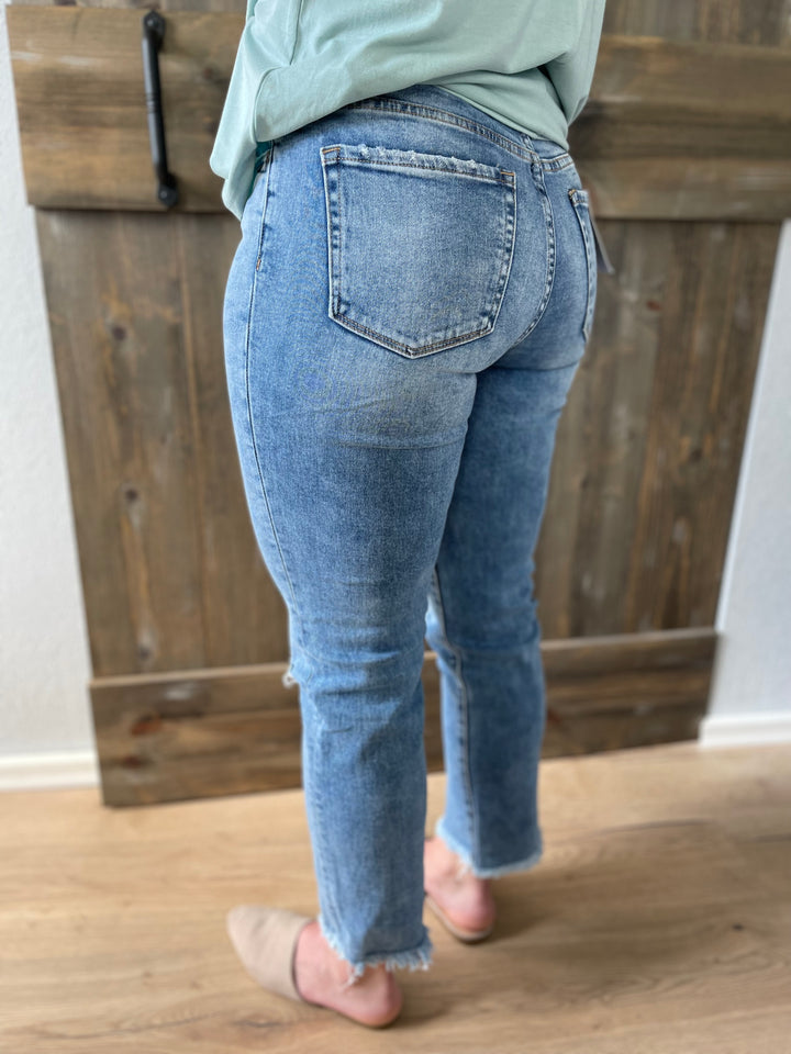 Frayed Hem Straight Crop Jeans
